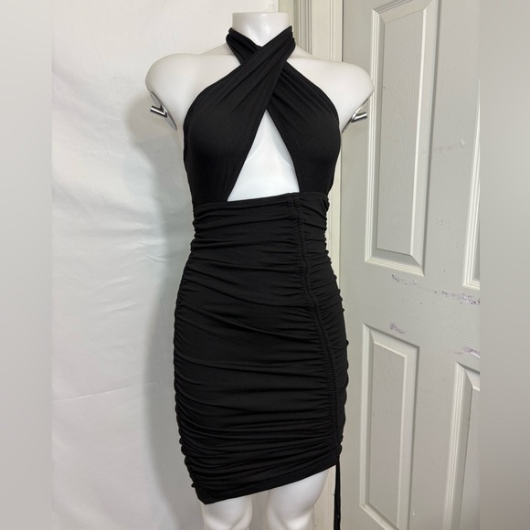 SHEIN Black Ruched One-Shoulder Dress - Picture 2 of 5